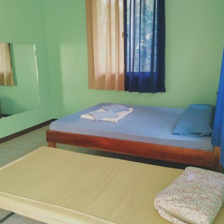 Xylla Guesthouse Siquijor Eksteriør bilde